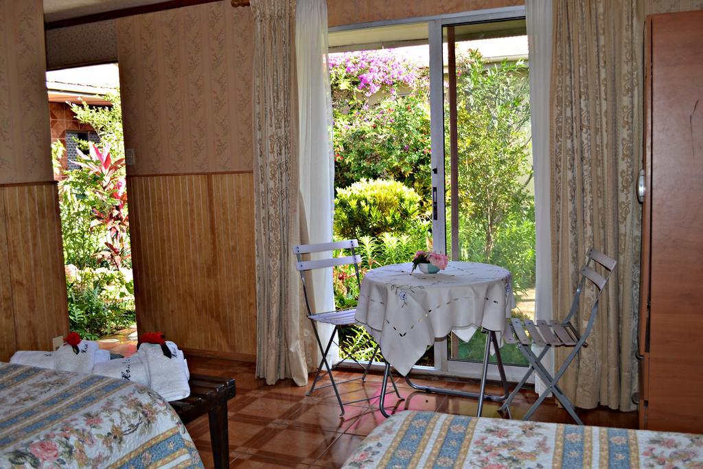 Hostal Vai Kapua Hanga Roa Habitación foto